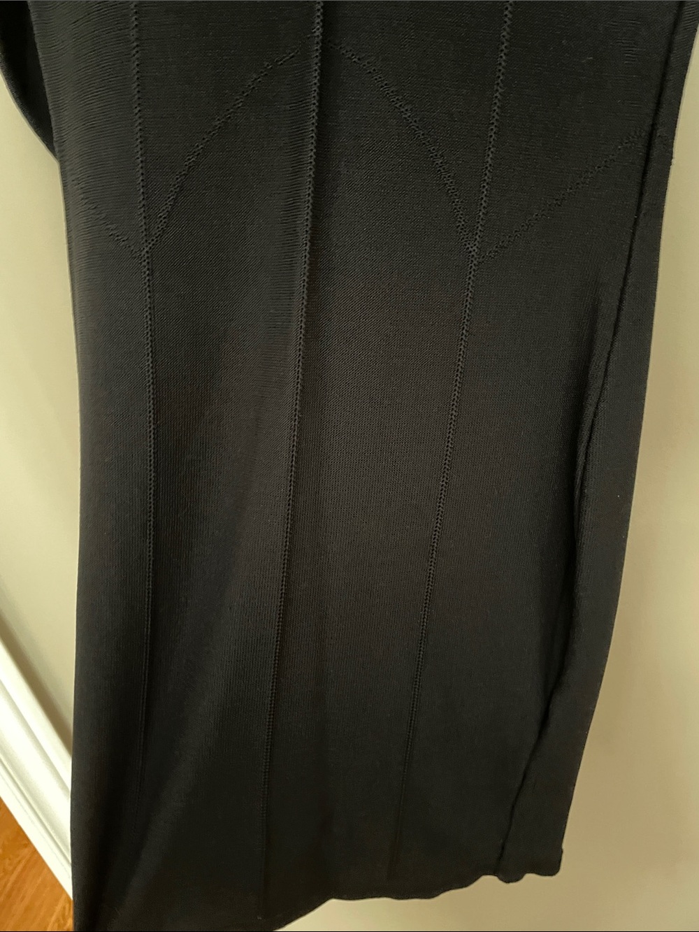H&M Black V-Neck Bodycon Dress Metal Hook Back - Picture 4 of 8